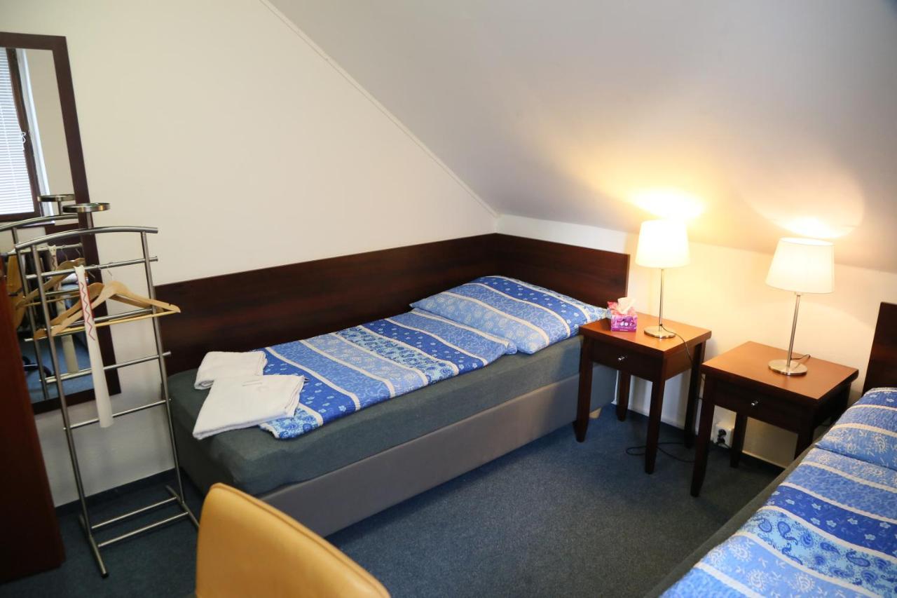 Pension & Restaurace Na Rychte Prague Ngoại thất bức ảnh