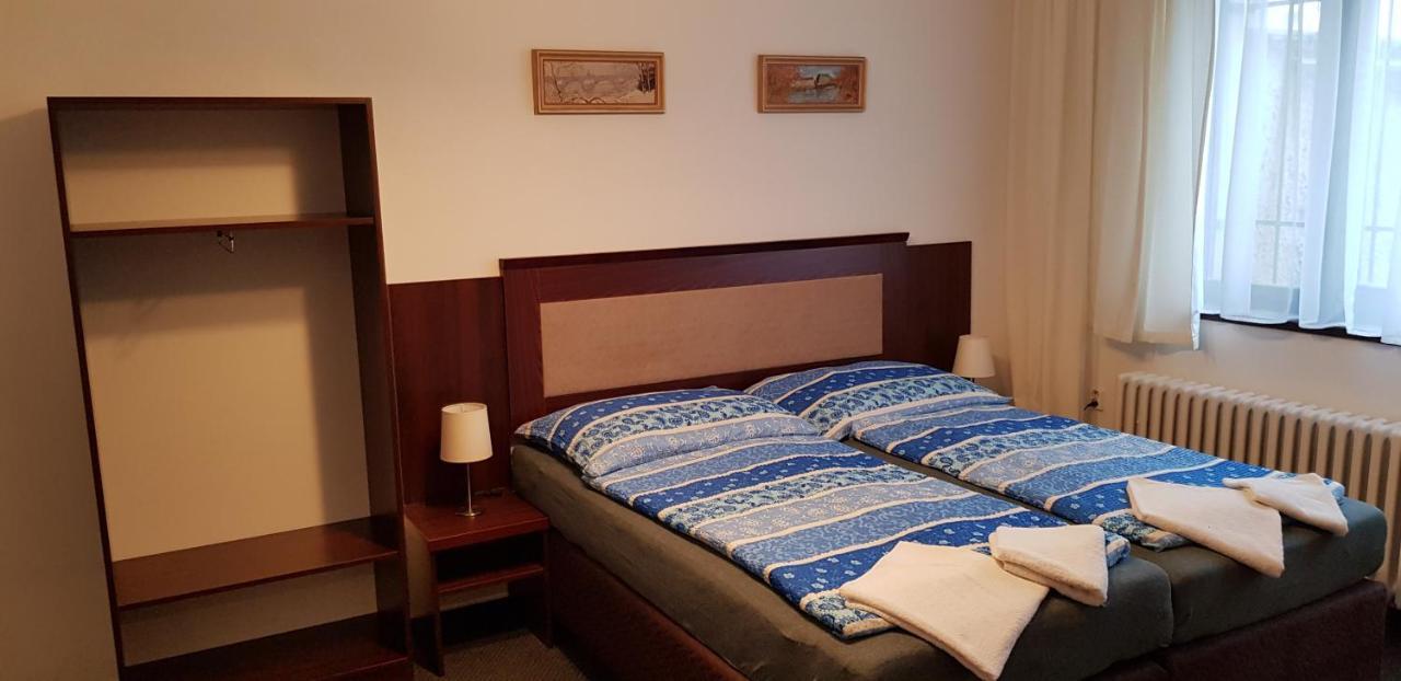 Pension & Restaurace Na Rychte Prague Ngoại thất bức ảnh