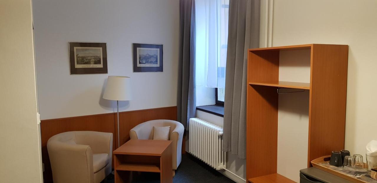 Pension & Restaurace Na Rychte Prague Ngoại thất bức ảnh